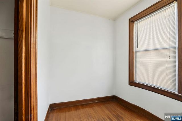 419 Hamilton Street, Harrison, NJ 07029