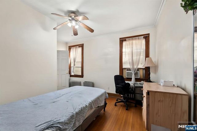 419 Hamilton Street, Harrison, NJ 07029