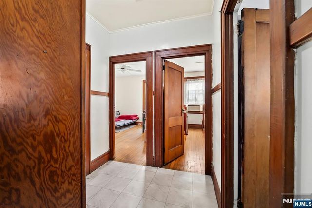 419 Hamilton Street, Harrison, NJ 07029