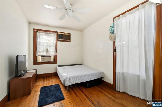 419 Hamilton Street, Harrison, NJ 07029