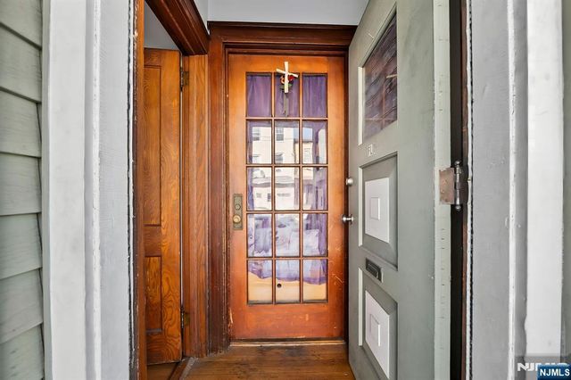 419 Hamilton Street, Harrison, NJ 07029