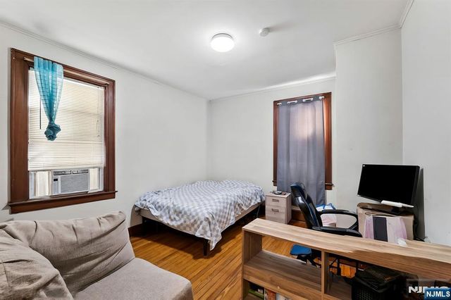 419 Hamilton Street, Harrison, NJ 07029