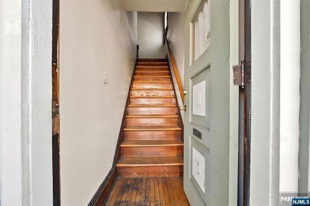 419 Hamilton Street, Harrison, NJ 07029