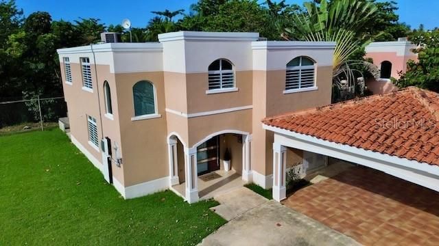 GRAND PALM II CASA F-15 CALLE CEIBA, Vega Alta, PR 00692