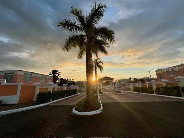 GRAND PALM II CASA F-15 CALLE CEIBA, Vega Alta, PR 00692