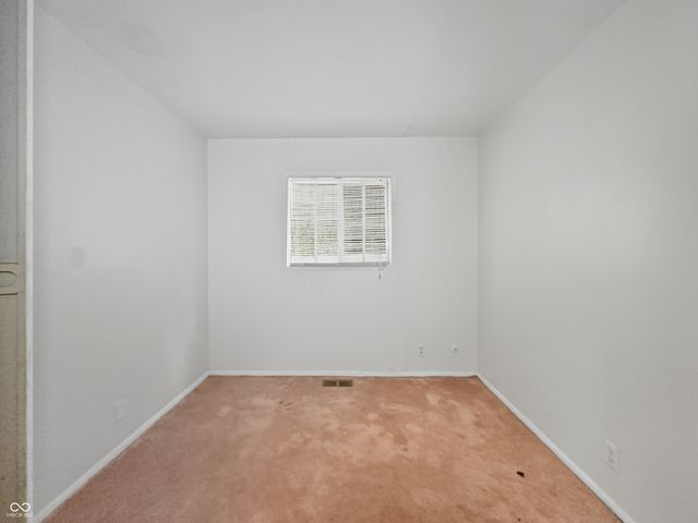 8303 E 42nd Street, Indianapolis, IN 46226