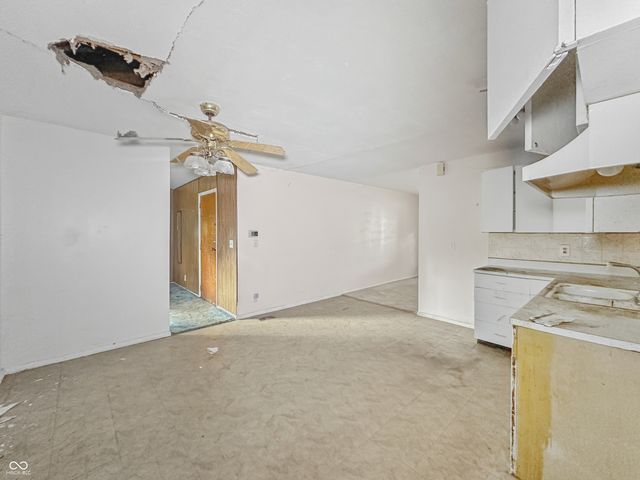 8303 E 42nd Street, Indianapolis, IN 46226