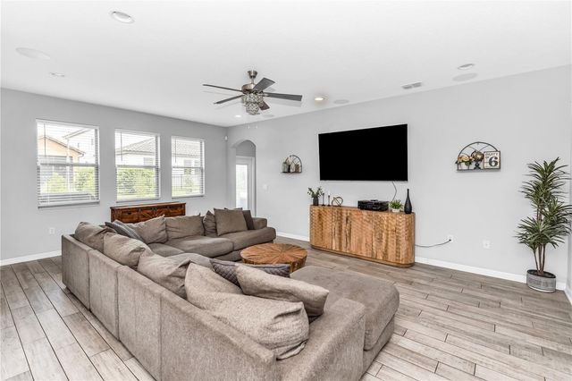 239 LUGANO WAY, Debary, FL 32713