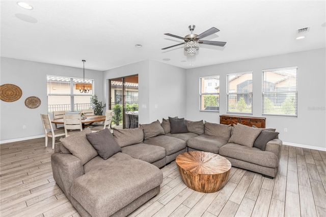 239 LUGANO WAY, Debary, FL 32713