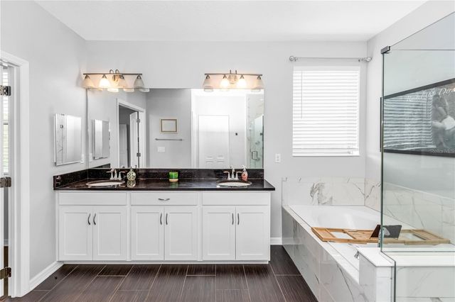 239 LUGANO WAY, Debary, FL 32713