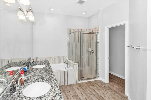 239 LUGANO WAY, Debary, FL 32713