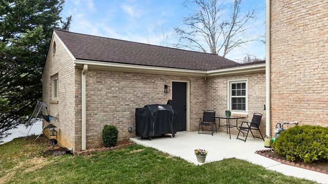 224 MEADOWBROOK RD, Staunton, VA 24401