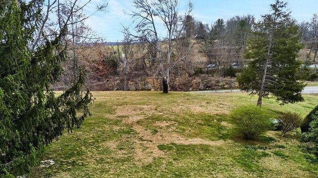 224 MEADOWBROOK RD, Staunton, VA 24401