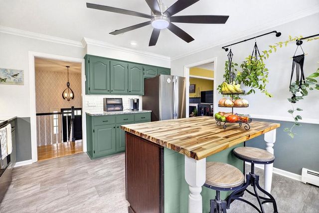 224 MEADOWBROOK RD, Staunton, VA 24401