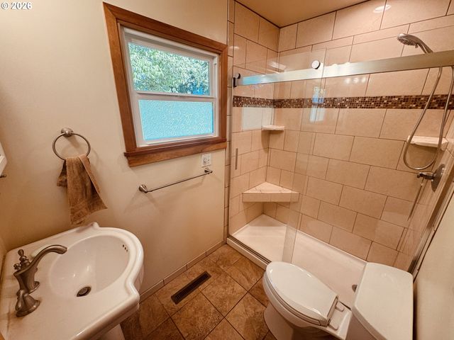 4213 Se RIO VISTA St, Milwaukie, OR 97222