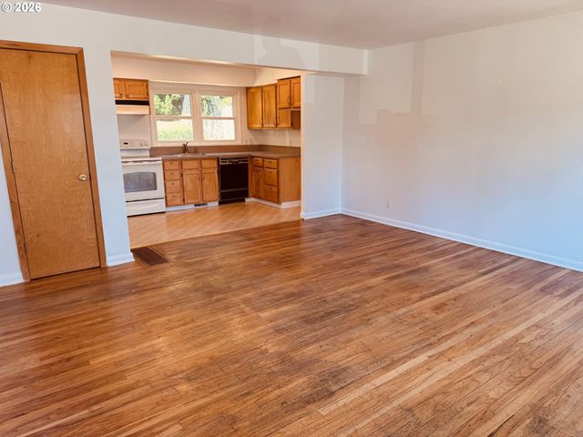 4213 Se RIO VISTA St, Milwaukie, OR 97222