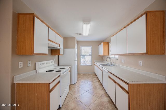 6413 W ELWOOD Street, Phoenix, AZ 85043