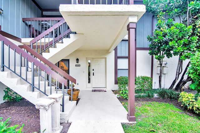13329 Polo Club Road 104, Wellington, FL 33414