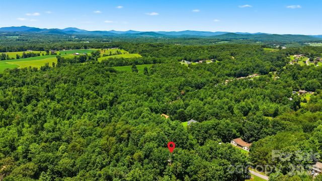 131 Fox Runn Drive, Granite Falls, NC 28630