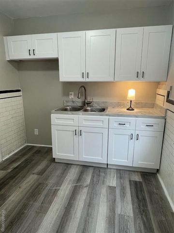 16210 Ferguson Street, Detroit, MI 48235