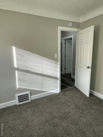 16210 Ferguson Street, Detroit, MI 48235