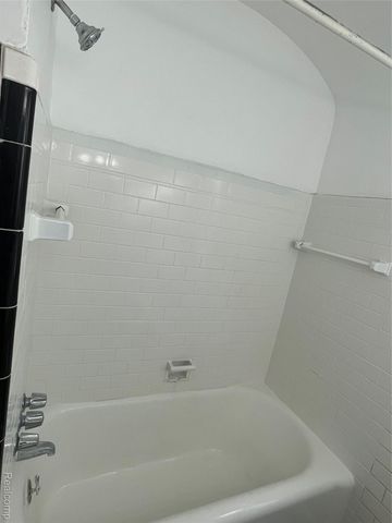 16210 Ferguson Street, Detroit, MI 48235