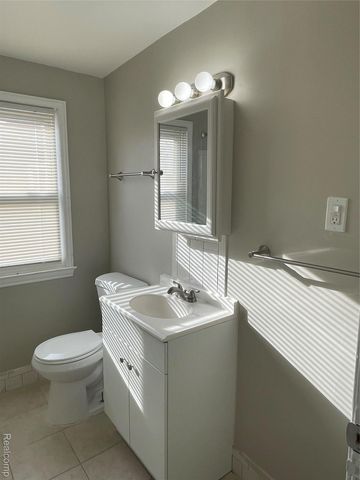 16210 Ferguson Street, Detroit, MI 48235