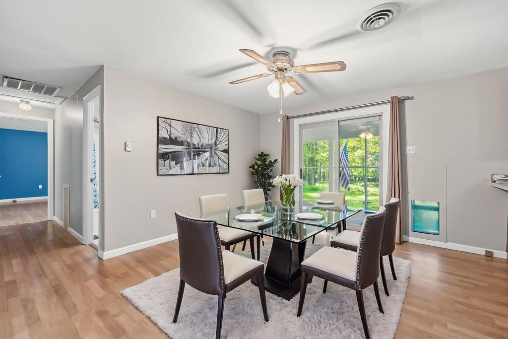 Image 9 of property listing at 10820 GAMBRILL PARK RD, Frederick, MD 21702