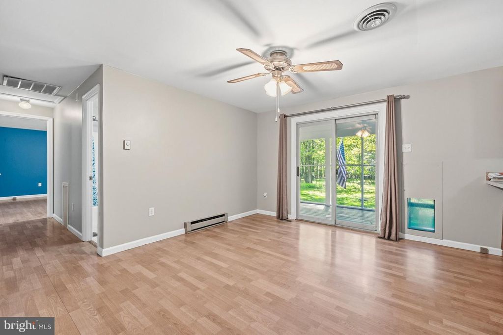 Image 10 of property listing at 10820 GAMBRILL PARK RD, Frederick, MD 21702