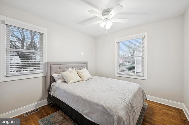 607 JACKSON AVE, Magnolia, NJ 08049