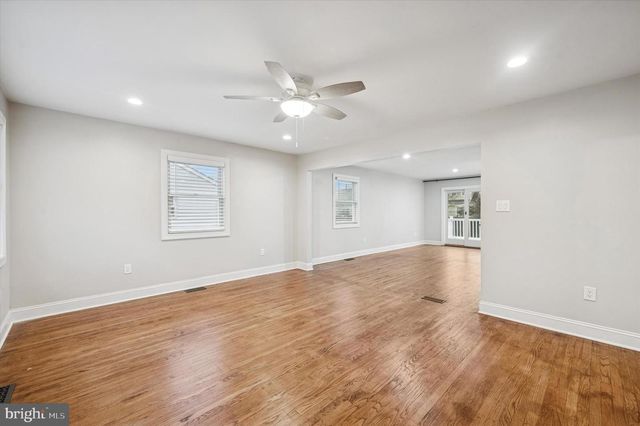 607 JACKSON AVE, Magnolia, NJ 08049