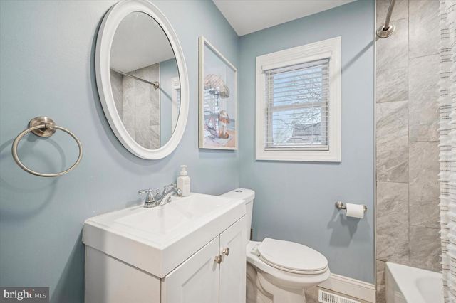 607 JACKSON AVE, Magnolia, NJ 08049