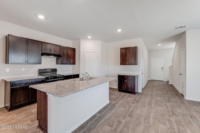10002 N Guayacan Trail, Marana, AZ 85653
