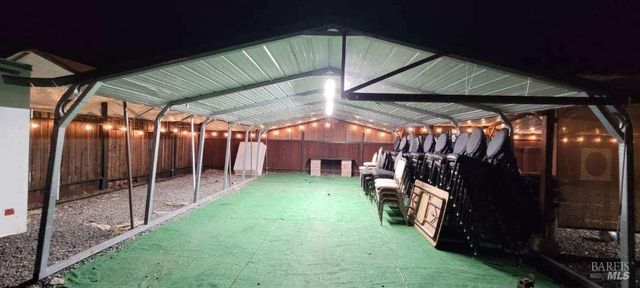 2293 W Hearn Ave, Santa Rosa, CA 95407