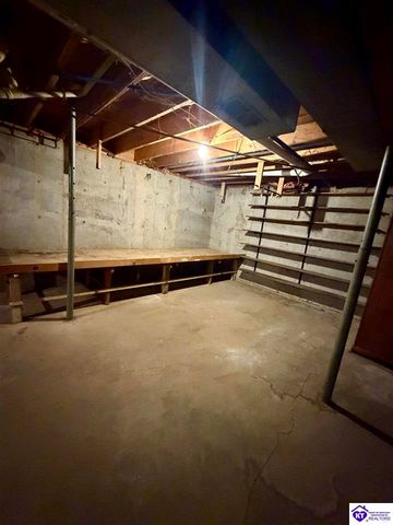 403 Bethlehem Academy Road, Cecilia, KY 42724