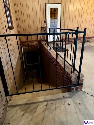 403 Bethlehem Academy Road, Cecilia, KY 42724