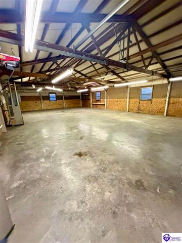 403 Bethlehem Academy Road, Cecilia, KY 42724