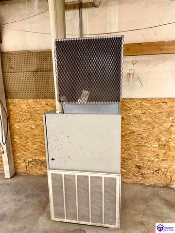 403 Bethlehem Academy Road, Cecilia, KY 42724