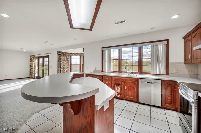 8865 Private Road 343, Millersburg, OH 44654