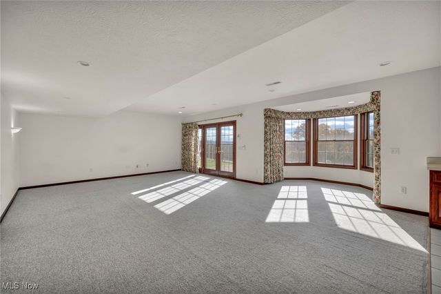 8865 Private Road 343, Millersburg, OH 44654