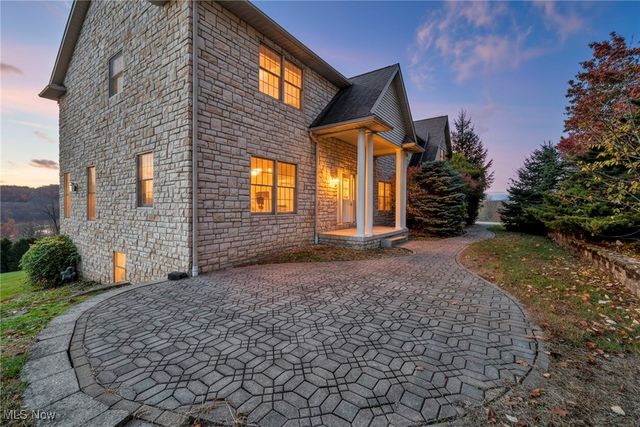 8865 Private Road 343, Millersburg, OH 44654