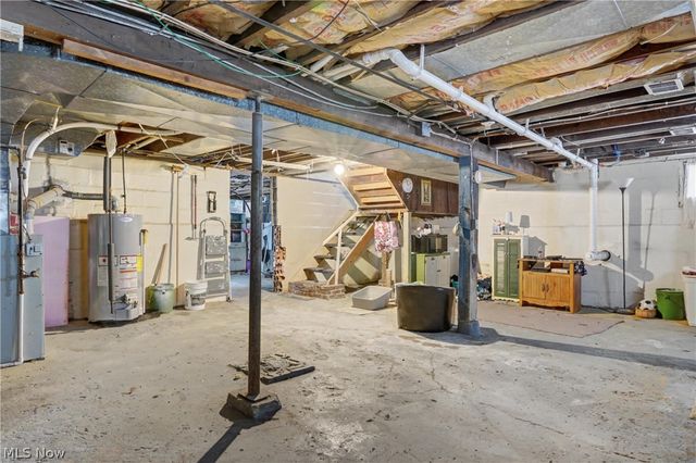 717 Calla Road E, Poland, OH 44514