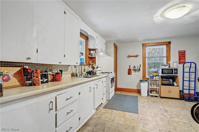 717 Calla Road E, Poland, OH 44514