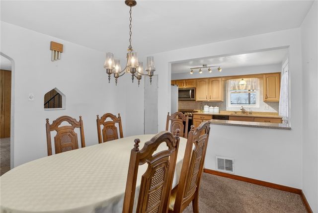 163 Bellwood Dr, Munhall, PA 15120