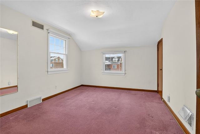 163 Bellwood Dr, Munhall, PA 15120