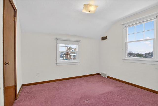 163 Bellwood Dr, Munhall, PA 15120