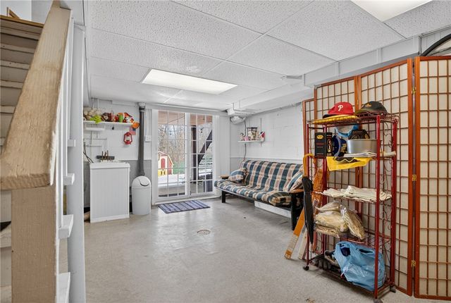 163 Bellwood Dr, Munhall, PA 15120