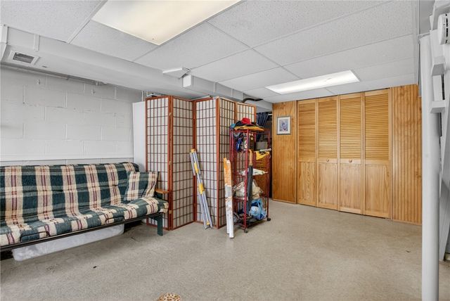 163 Bellwood Dr, Munhall, PA 15120