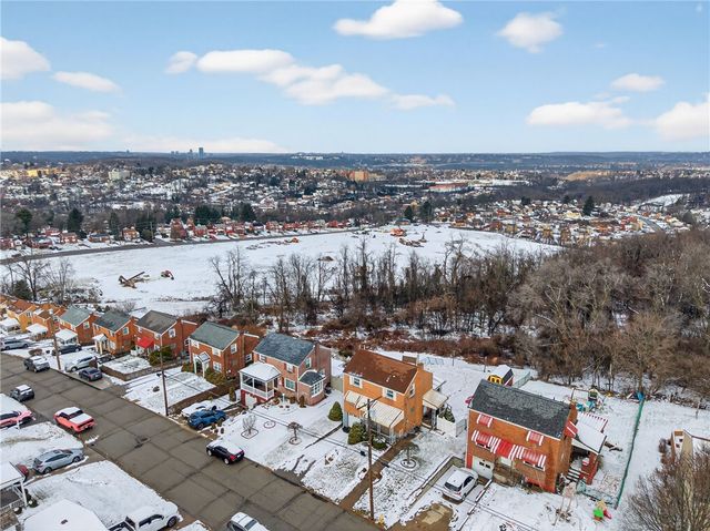 163 Bellwood Dr, Munhall, PA 15120