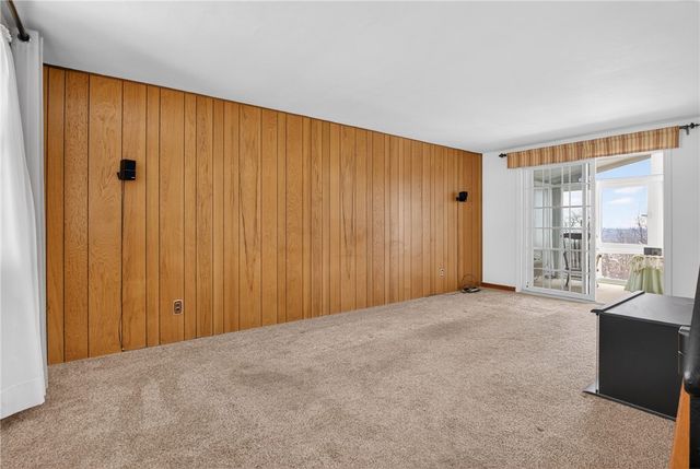 163 Bellwood Dr, Munhall, PA 15120